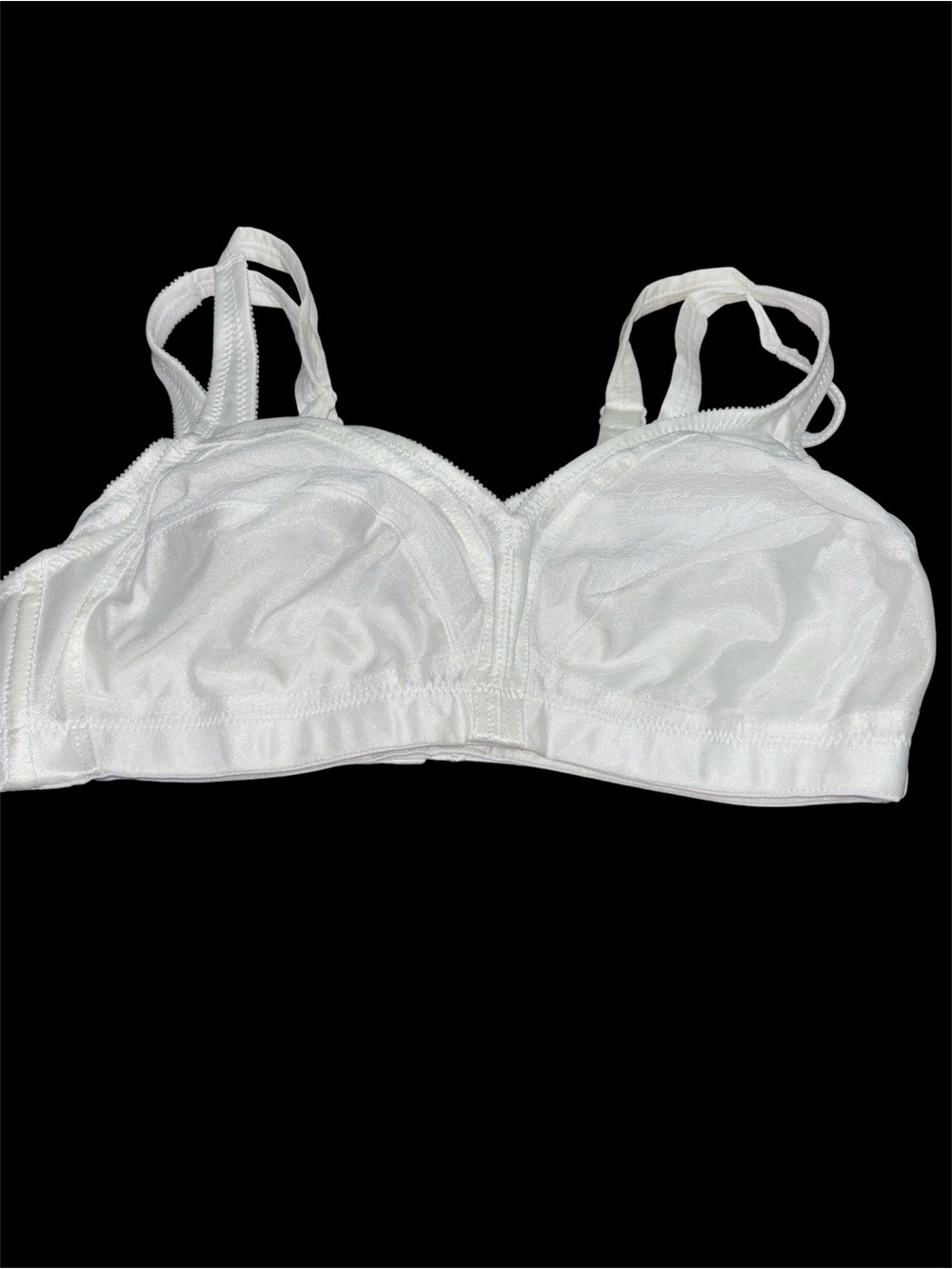 White Wireless Soft-Cup Bra for Women - Comfortable Everyday Support